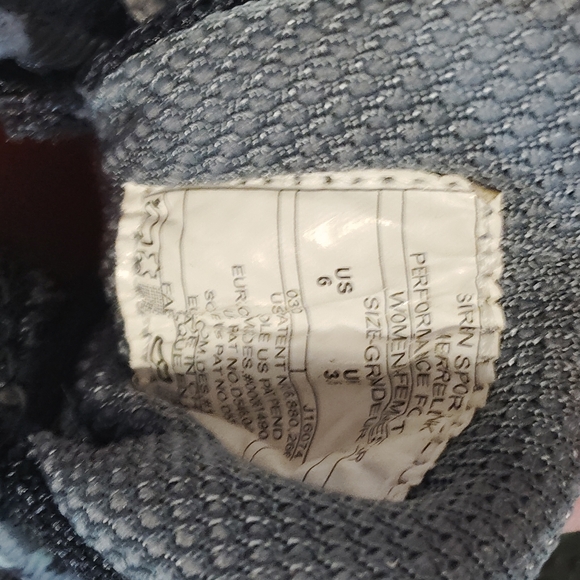 Merrell Shoes - Picture 4 of 4